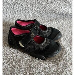 Plae Emme Shoes Black Girls 9.5 Mary Jane Shoes Hook & Loop Sneakers School